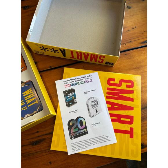 Smartass Board Game - Complete and Ready to Play! - Picture 4 of 4